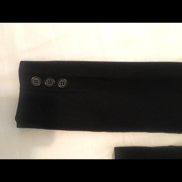 Black Waist Length Blazer - Picture 5 of 5